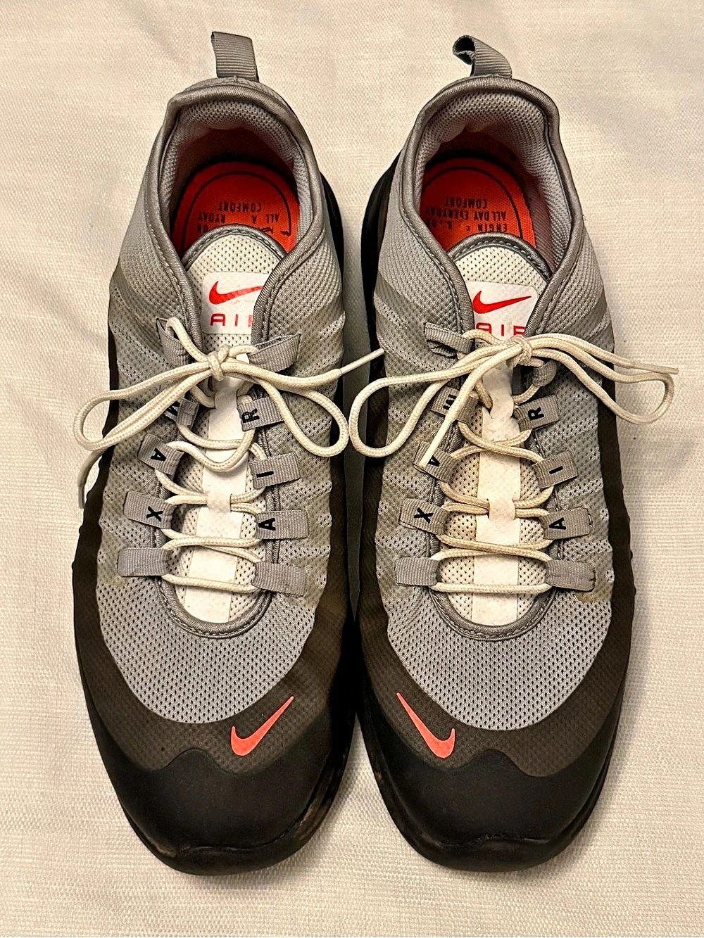 Nike Air Max Axis Wolf Grey Total Crimson Men's Size 12 AA2146-001